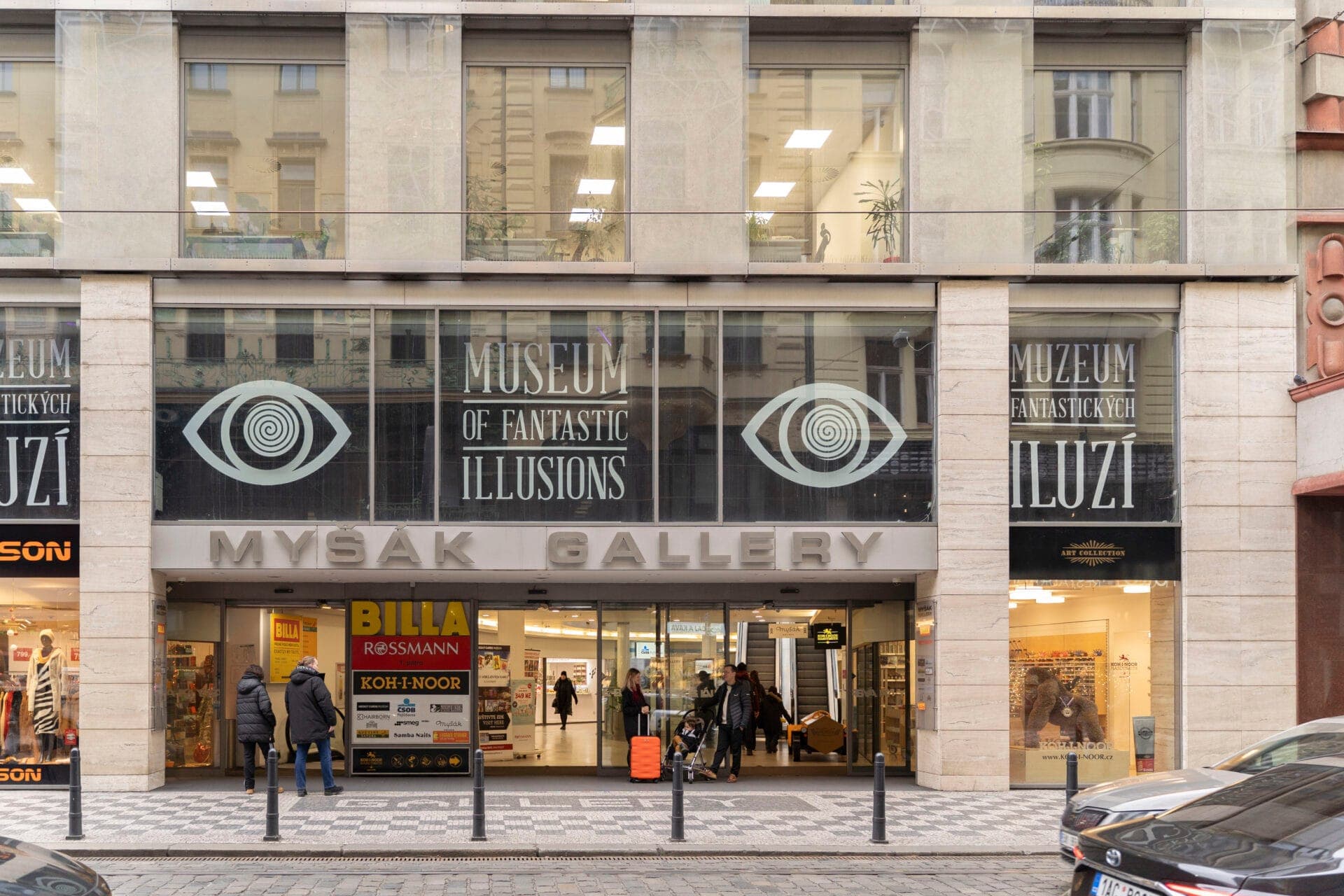 Entrance to Gallery Myšák on Vodičkova street, home of our storage